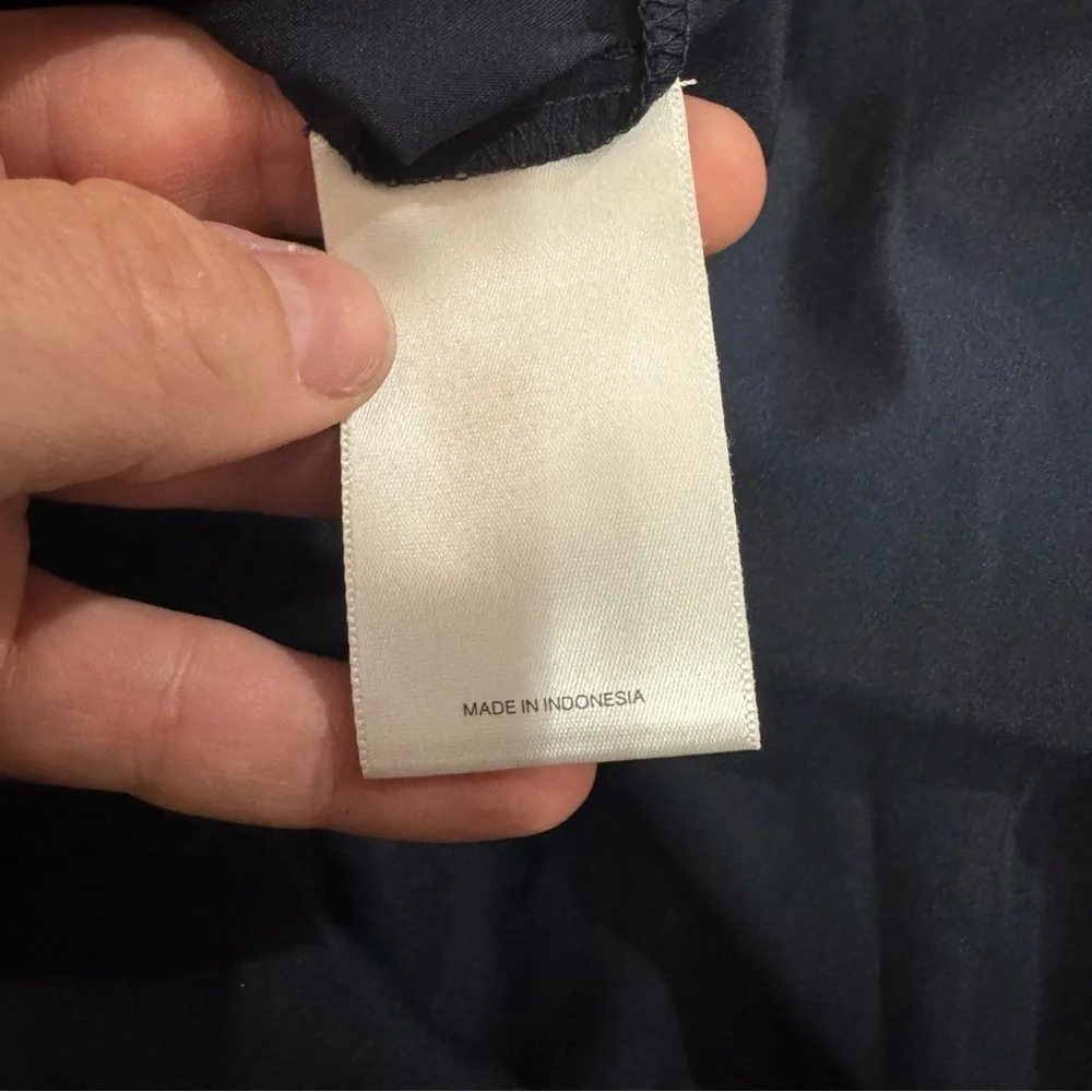 NWT Express Dark Blue Navy Sparkly Dress with Ruffle Sleeves and Keyhole Back - Picture 7 of 11